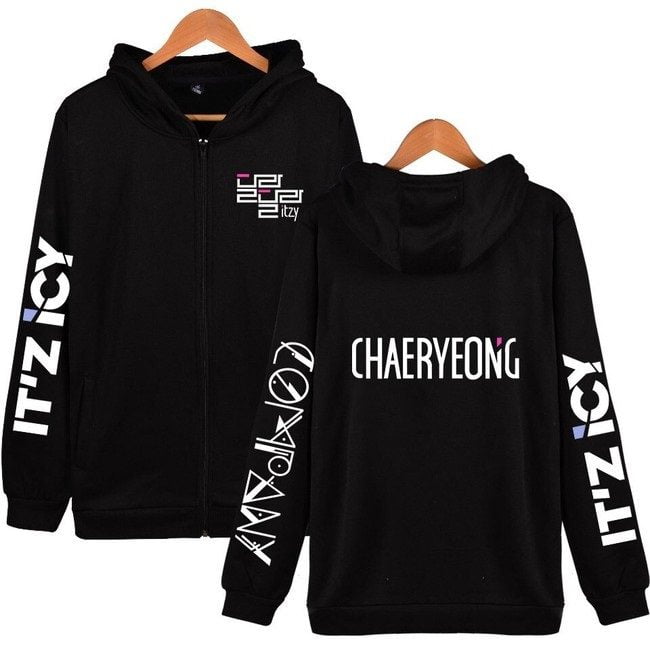 Itzy Chaeryeong Hoodie #2 - Image 3