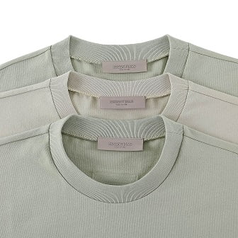2. Two pastel-colored sweatshirts with minimal design, perfect for K-pop fans to showcase their love for K-pop merchandise.
