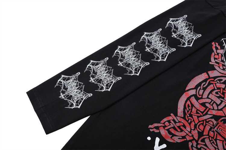 Spider web graphic design on black fabric, trendy K-pop merchandise, perfect for fans to showcase their love for K-pop idols. Ideal for fans collecting official band apparel and accessories.
